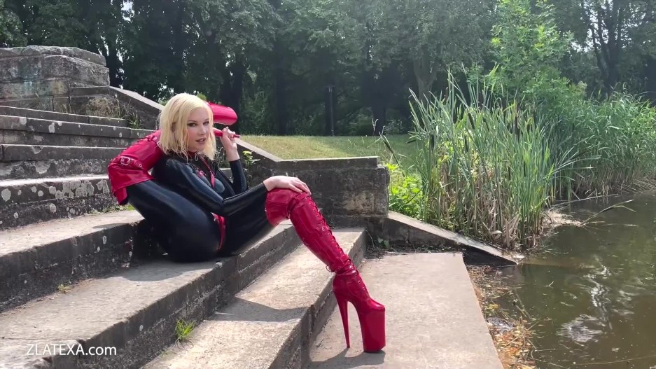 Zlatexa - Shiny Fetish Summer